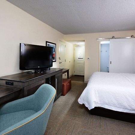 Hampton Inn Charlotte North Lake Norman Cornelius Kültér fotó