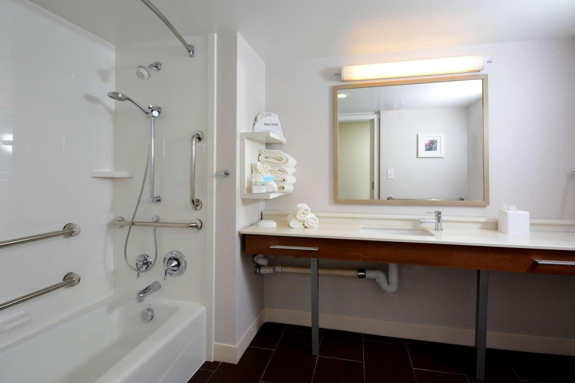 Hampton Inn Charlotte North Lake Norman Cornelius Kültér fotó
