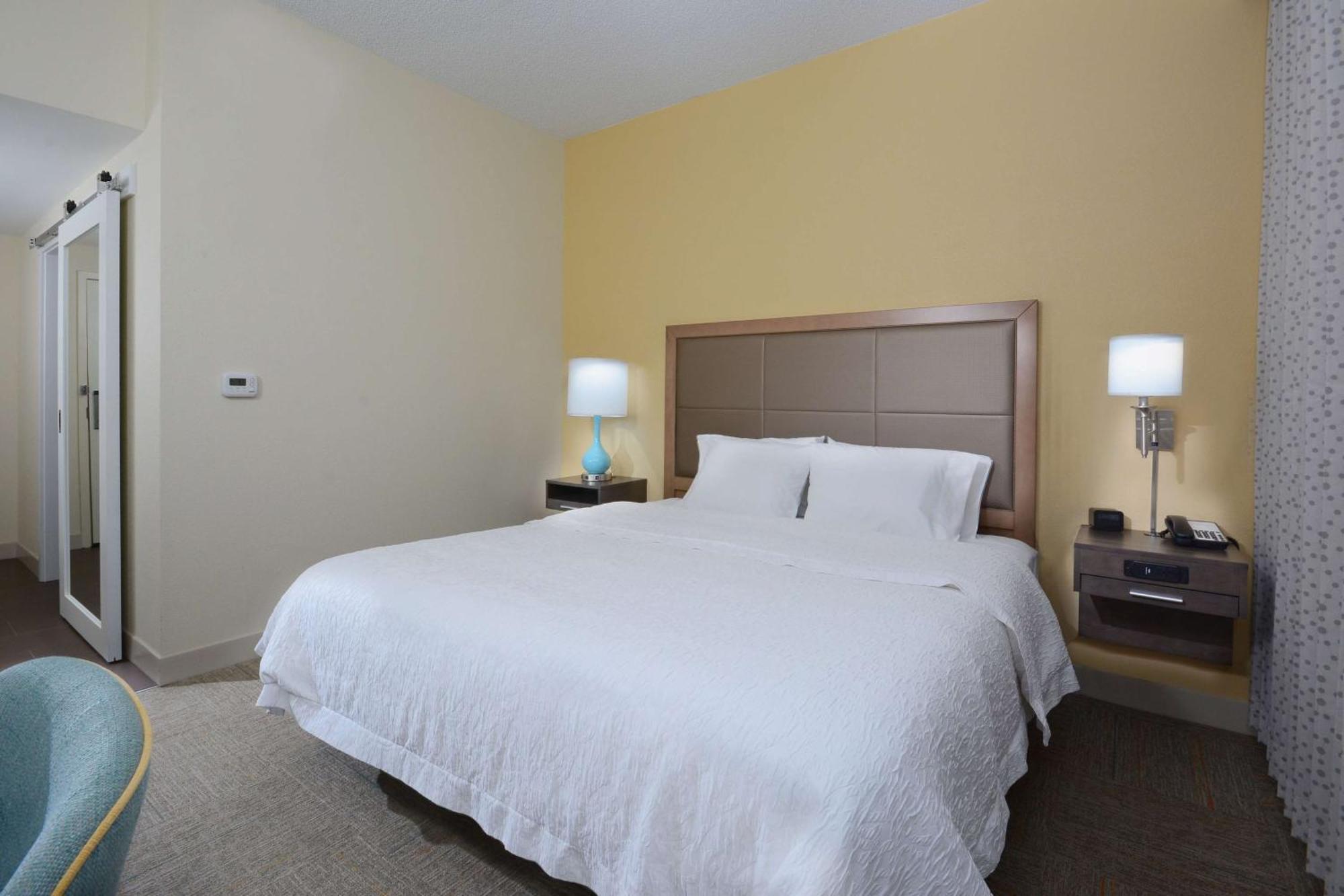 Hampton Inn Charlotte North Lake Norman Cornelius Kültér fotó