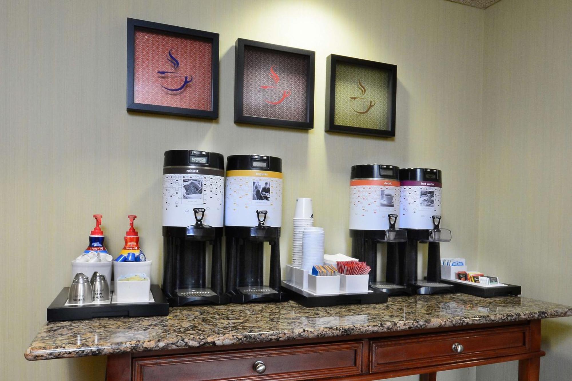 Hampton Inn Charlotte North Lake Norman Cornelius Kültér fotó
