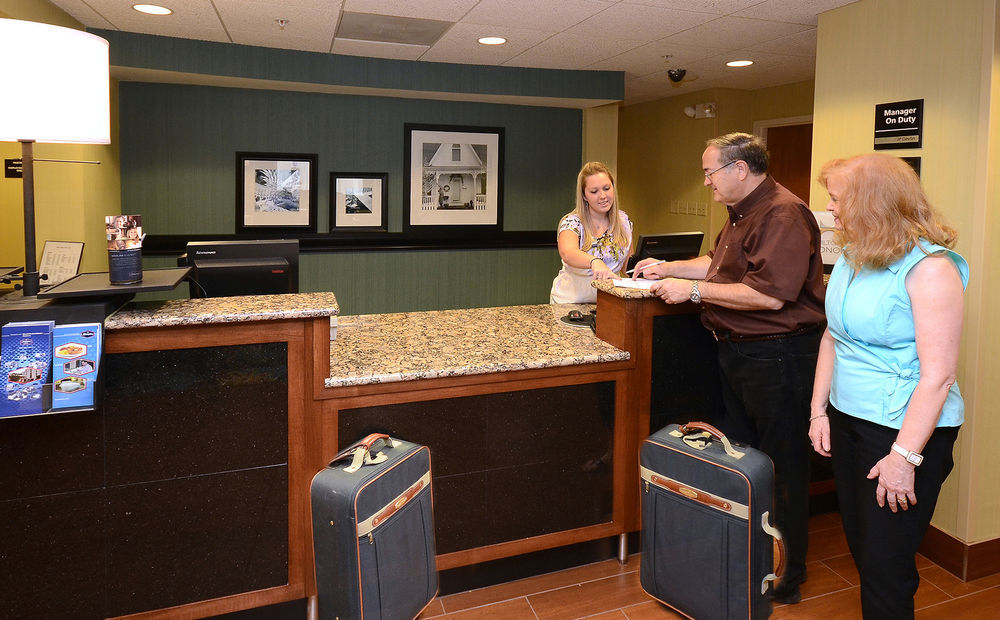 Hampton Inn Charlotte North Lake Norman Cornelius Kültér fotó